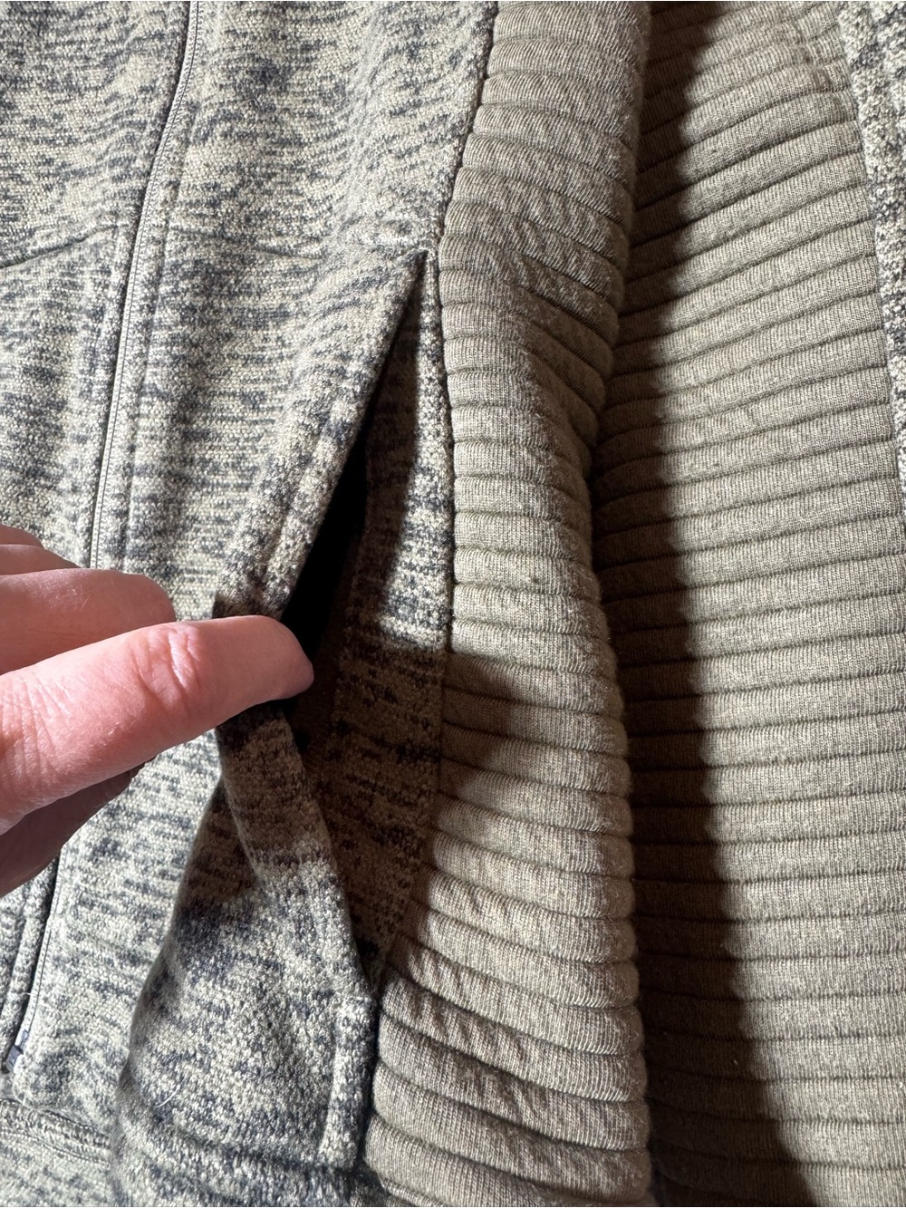 The North Face Olive Green Full-Zip Fleece Jacket - Picture 3 of 6